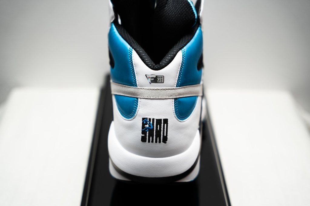 Shaquille Rashaun O’Neal (O’Neal) - Sign Shoes
Basketball