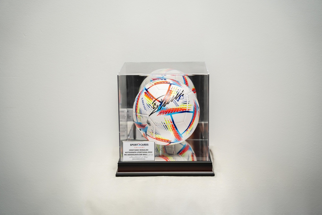 Cristiano Ronaldo dos Santos Aveiro (Ronaldo) - Sign Ball
Soccer