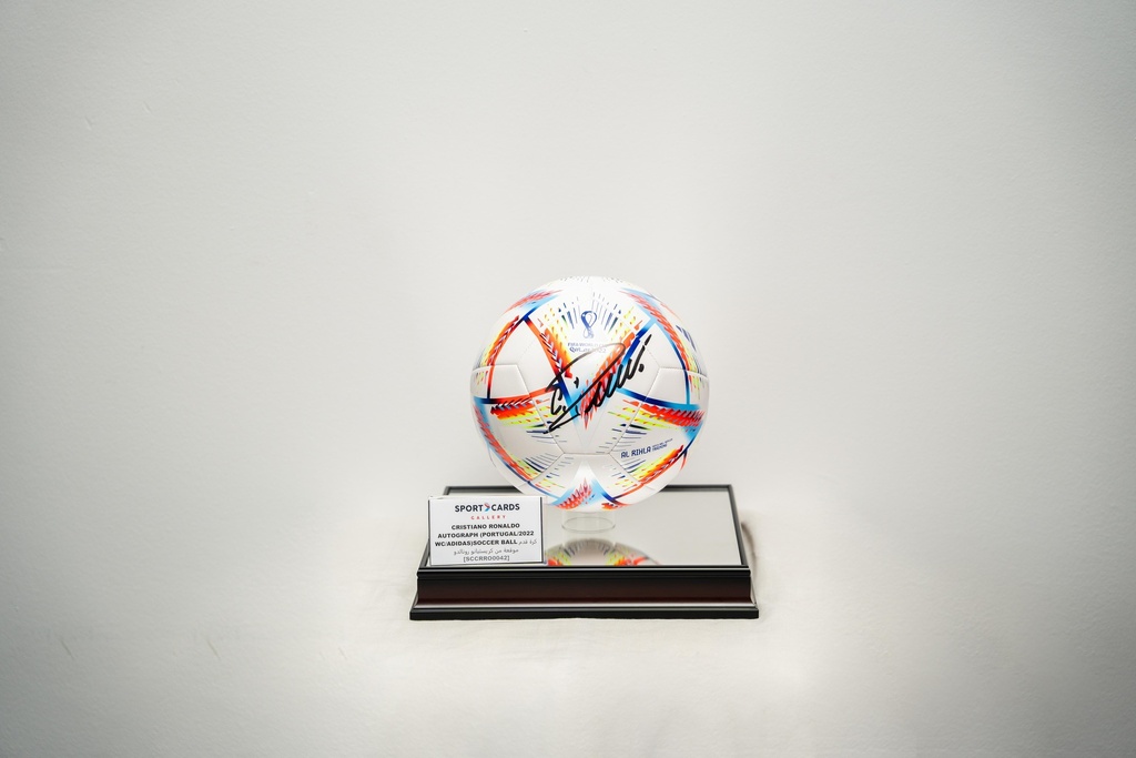 Cristiano Ronaldo dos Santos Aveiro (Ronaldo) - Sign Ball
Soccer