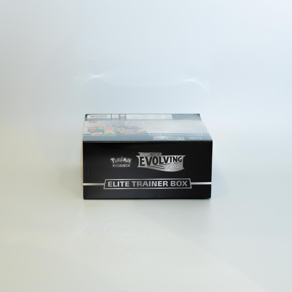 Pokemon  Evolving Skies Elite Trainer Box